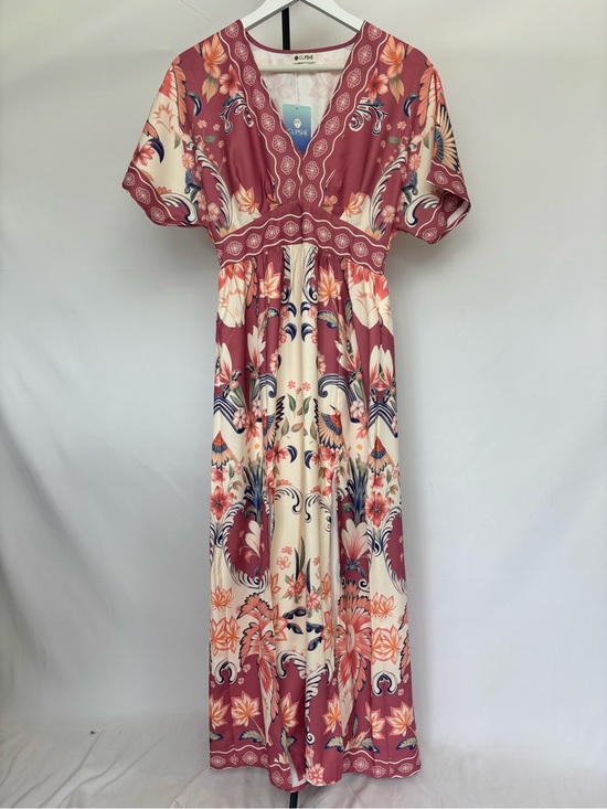 Cupshe Dresses & Skirts - Cupshe Rose and Cream Floral V-Neck Empire Maxi Dress NWT